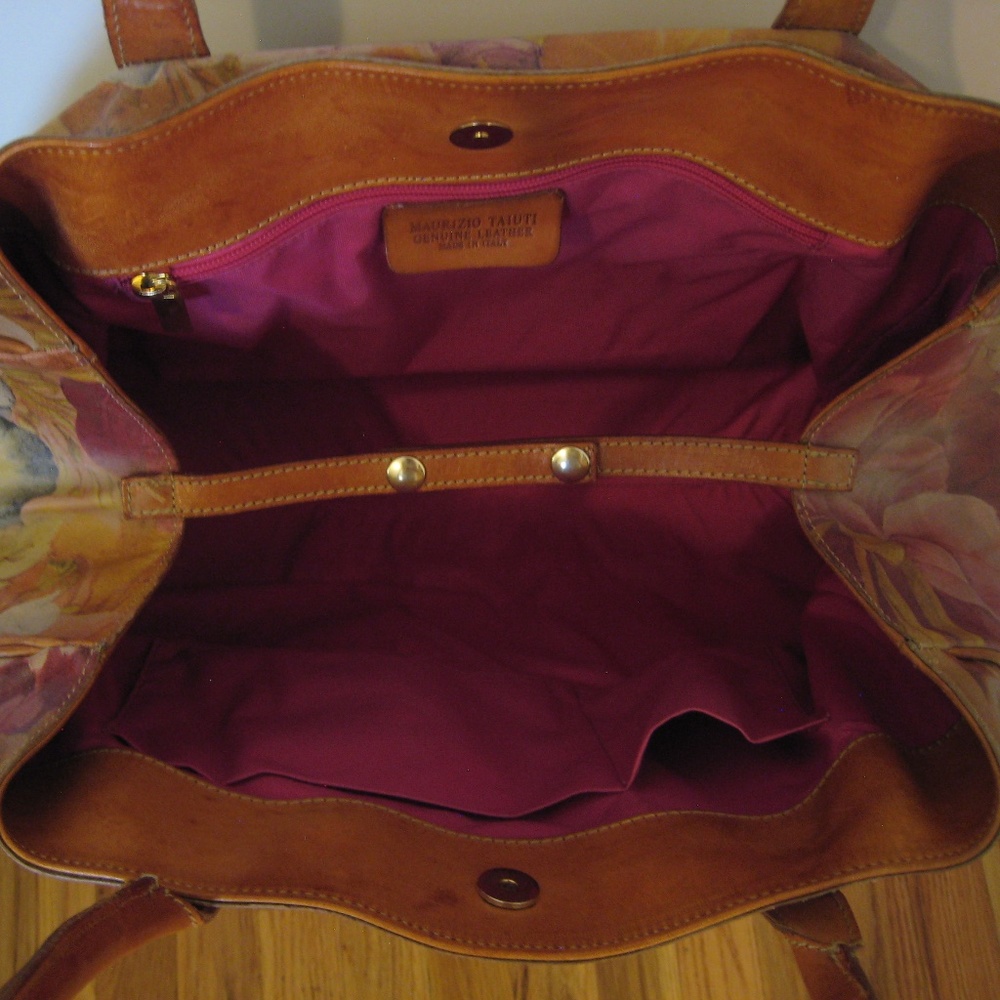 Italian Leather Floral Bag - Picture 3 of 14